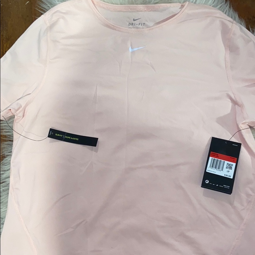 BRAND NEW Nike training top